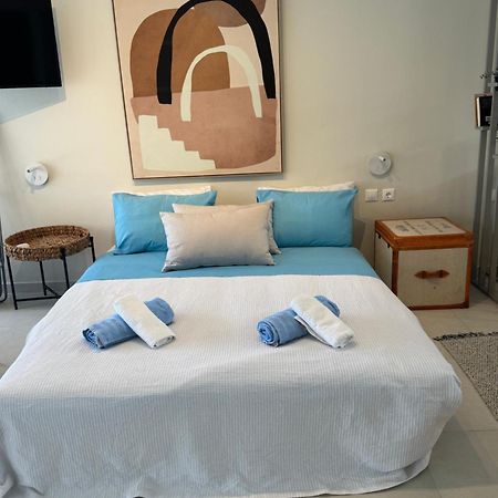 Sophia'S Apartment Saronida エクステリア 写真